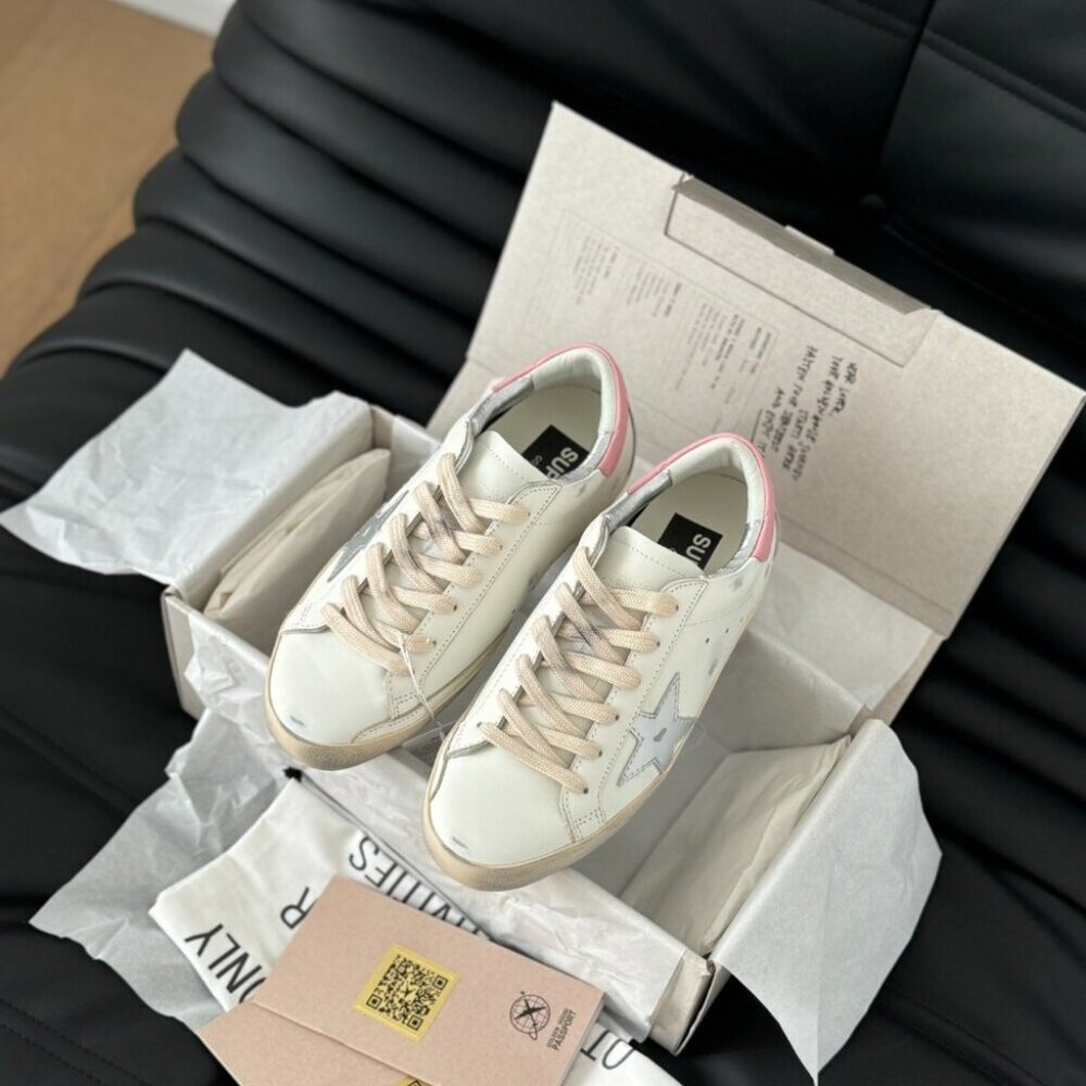 Golden Goose - Picture 3 of 9